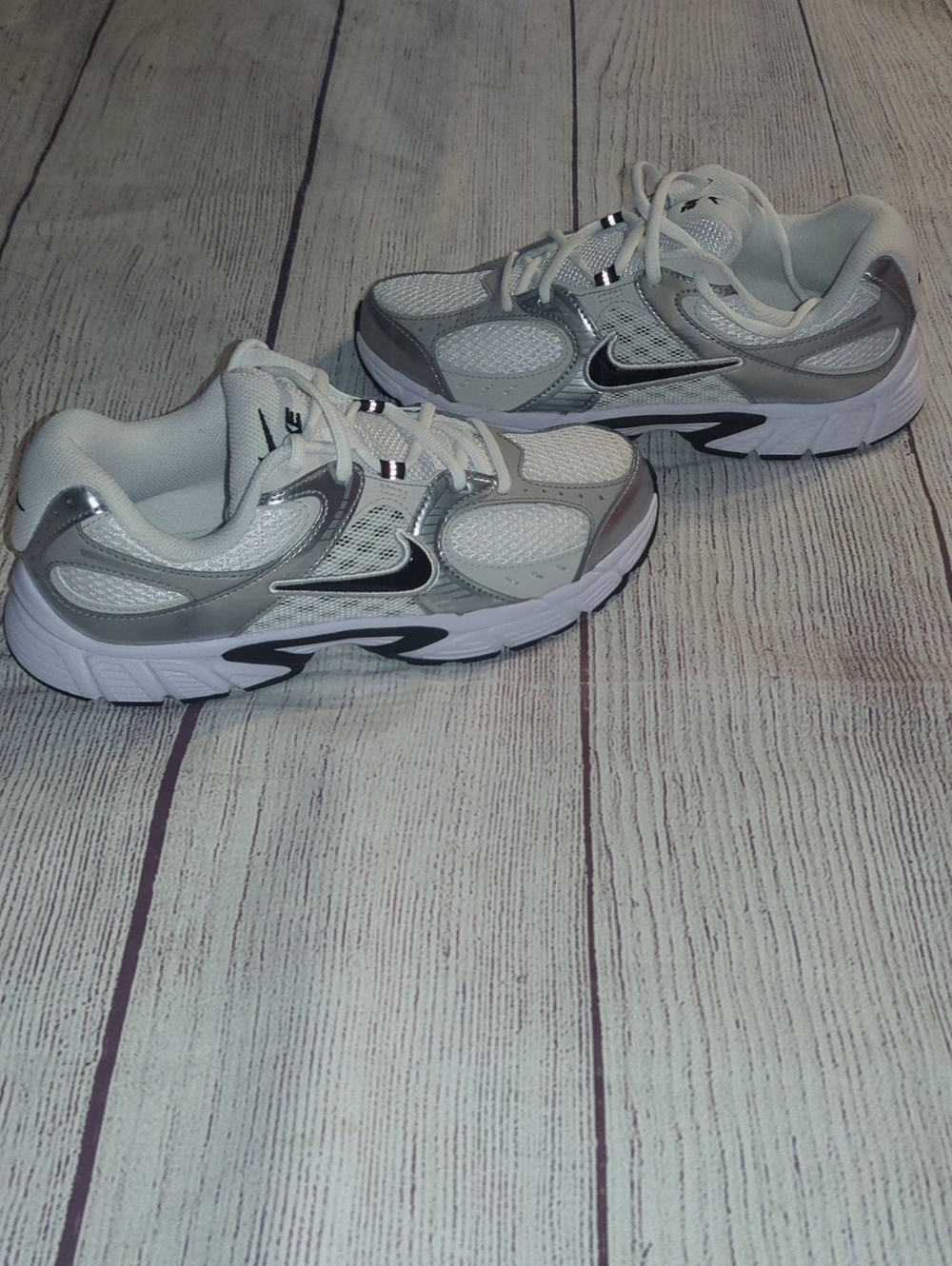 Nike Kids White and Silver Mesh Athletic Sneakers